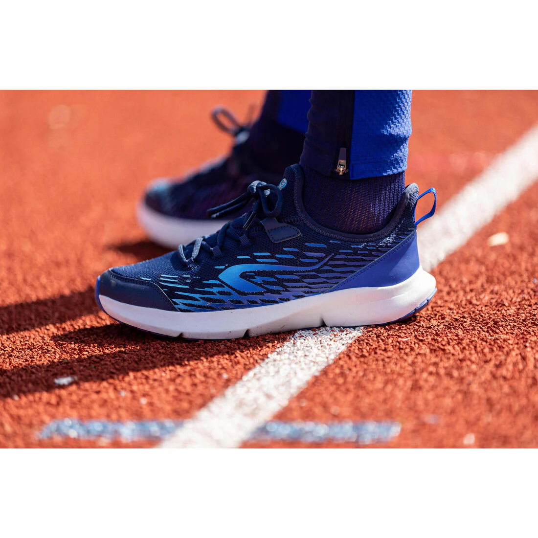 Chaussures enfant à lacets flexibles et légères - AT FLEX - Image 15