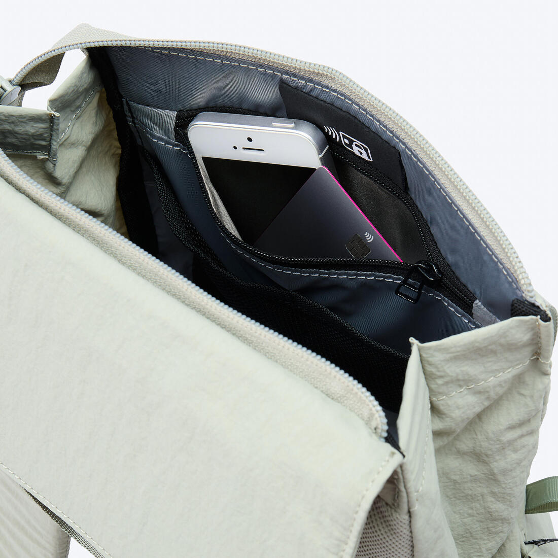 Petit sac à dos avec compartiment ordinateur 10L - Image 7