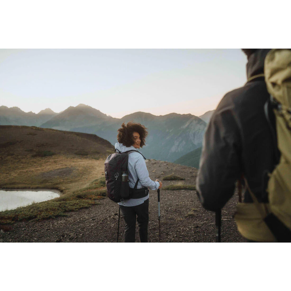Sac à dos de randonnée ventilé 25L, MH500 khaki - Image 72