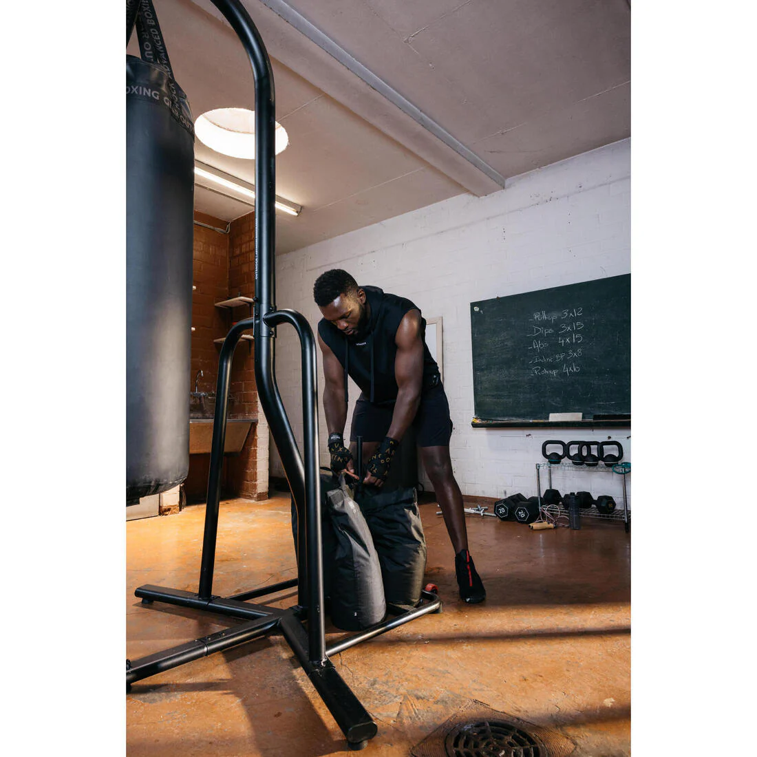 Support autoportant 900 pour sac de frappe, lestable et polyvalent - Image 10